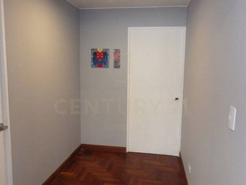 MODERNO DEPARTAMENTO CON EXCELENTE UBICACION EN MIRAFLORES