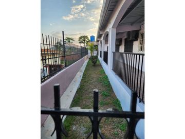 CASA COLINAS DEL ROCIO- LAS CUMBRES 3-855