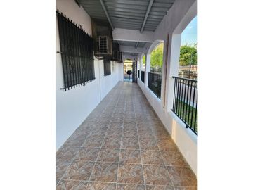 CASA COLINAS DEL ROCIO- LAS CUMBRES 3-855