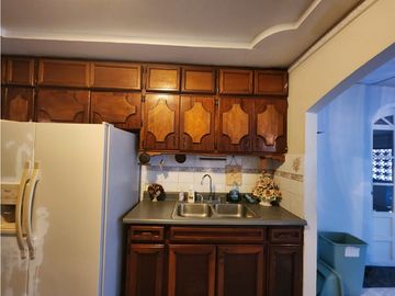 CASA COLINAS DEL ROCIO- LAS CUMBRES 3-855