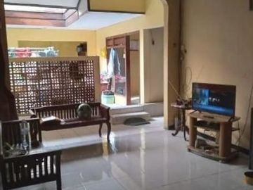 Rumah Siap Huni Jalan Jemursari Surabaya