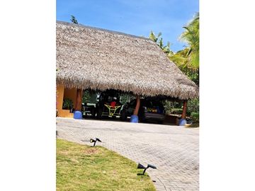Casa Frente a Playa en Punta Barco (ID 13102) 