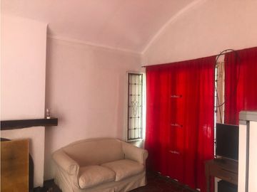 VENTA CASA 25 de Mayo a metros de Juan Manuel Estrada, Guaymallen.