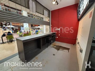 local en arriendo en loma del escobero. Cod A72388