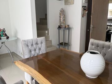 casa en venta en ciudad country. Cod V7648