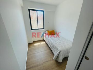 🏡 DEPARTAMENTO EN PRE-VENTA.
📍 A espaldas de la Torre UPAO
🚶‍♂️ A pasos de la Corte Superior, a unas cuadras del Mall y el Óvalo Papal.
⏱️ A solo 5