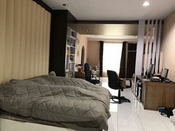 Villa Jalan Kapten Maulana Lubis (belakang Grand Palladium Mall) Medan
