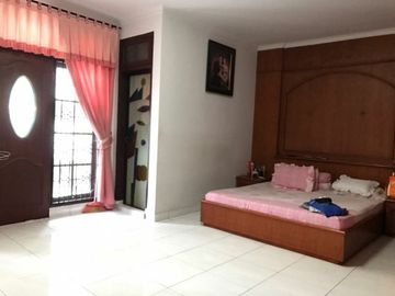 Villa Jalan Kapten Maulana Lubis (belakang Grand Palladium Mall) Medan