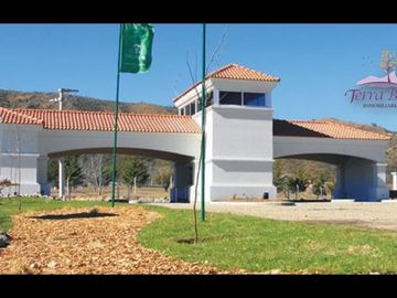 CONDOMINIO SIERRA PACIFICA. DENTRO DE COUNTRY CARLOS PAZ GOLF. AMPLIOS AMBIENTES, AMENTITIES. PRIMERA CALIDAD DE CONSTRUCCIÓN