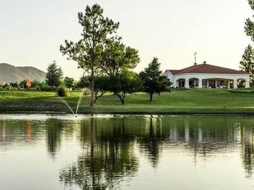 CONDOMINIO SIERRA PACIFICA. DENTRO DE COUNTRY CARLOS PAZ GOLF. AMPLIOS AMBIENTES, AMENTITIES. PRIMERA CALIDAD DE CONSTRUCCIÓN