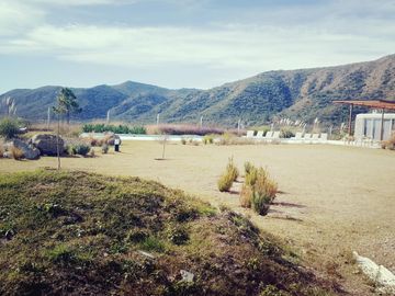 CONDOMINIO SIERRA PACIFICA. DENTRO DE COUNTRY CARLOS PAZ GOLF. AMPLIOS AMBIENTES, AMENTITIES. PRIMERA CALIDAD DE CONSTRUCCIÓN
