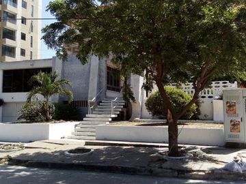 casa en venta en altamira. Cod V9015