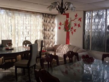 casa en venta en altamira. Cod V9015