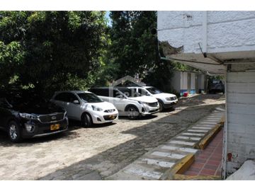 lote en arriendo/venta en milla de oro. Cod V14027