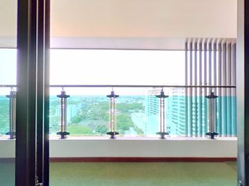 1 Bedroom Condo for sale at The Shine Condominium