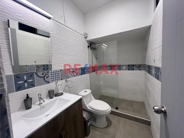 ¡Vendo Linda Casa De Playa En Playa El Silencio, Punta Hermosa En Km 40 Antigua Panamericana Sur!