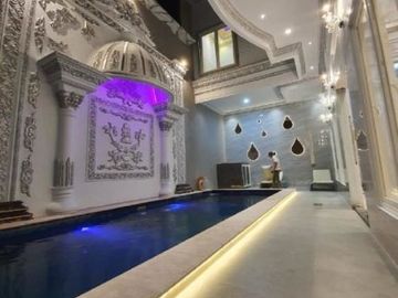 Rumah Classic Modern Super Mewah Di Gayungsari