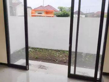 Rumah Baru 2 Lantai Luas 91 di Arumba Sukarno Hatta kota Malang