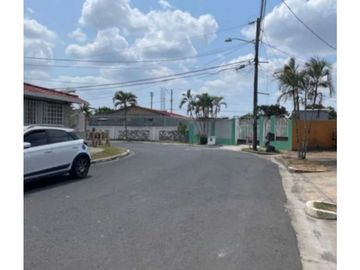 VENDO CASA EN ARRAIJAN JUAN DEMOTENES VALLE SAN BERNARDINO 2R