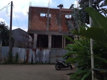 rumah ready stock strategis di lubang buaya jakarta timur bebas banjir
