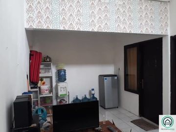 Rumah hook second di lokasi premium sawangan depok 850 jt