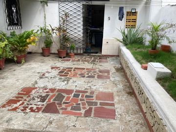 casa en venta en paraíso. Cod V105593