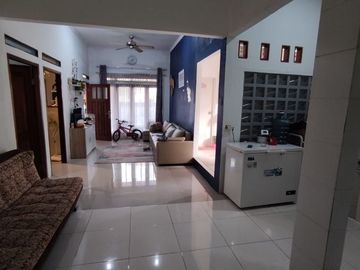 Rumah Keren Posisi Hook di Sudimara, Jombang 7578