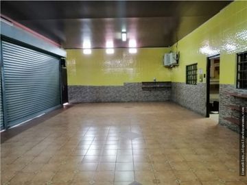 Se Vende Local Comercial 300 mts Parque Lefevre $395.000.oo