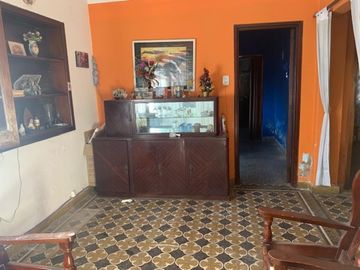 Casa 3 Ambientes A Reciclar En El Centro De Ezpeleta