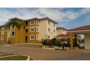 VENTA  APARTAMENTO EN LAS ACACIAS PH CANTABRIA V