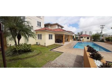 VENTA  APARTAMENTO EN LAS ACACIAS PH CANTABRIA V