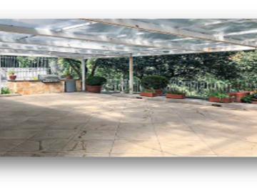 Casa en las Lomas