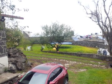Casa en Rentade 4 rec en San Miguel Xicalco, Ajusco 1350 m2 Terreno y  280m de construcción.    Gánala!