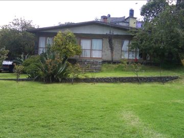 Casa en Rentade 4 rec en San Miguel Xicalco, Ajusco 1350 m2 Terreno y  280m de construcción.    Gánala!