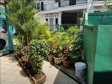 Rumah Asri di Kramat Sentiong Senen Jakarta Pusat