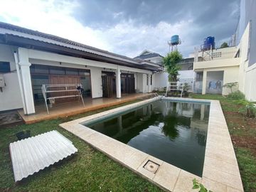 For Rent Beautiful Garden House at Kemang