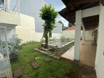 For Rent Beautiful Garden House at Kemang