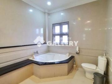Villa Jalan Sultan Hasanuddin Dekat Jalan Iskandar Muda Medan