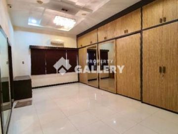 Villa Jalan Sultan Hasanuddin Dekat Jalan Iskandar Muda Medan