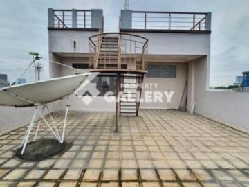 Villa Jalan Sultan Hasanuddin Dekat Jalan Iskandar Muda Medan