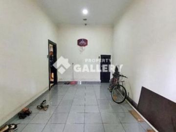 Villa Jalan Sultan Hasanuddin Dekat Jalan Iskandar Muda Medan