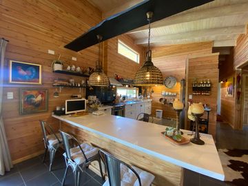 Casa nueva a minutos del Lago Ranco