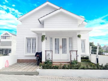 Rumah Cantik free desain di Lembang 29 menit Dago Dreampark