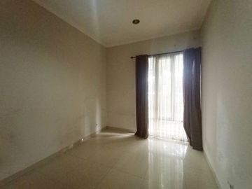 Di Sewakan Rumah Siap Huni 4 Kamar di Batununggal Bandung