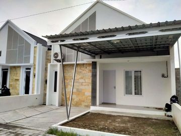 Dijual Rumah Minimalis Konsep Scadinavian di Jogonalan Dekat Exit Toll