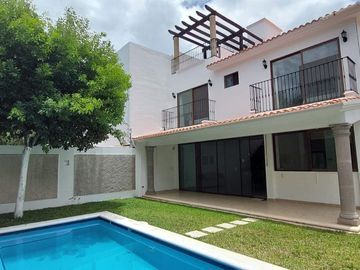 CASA EN VENTA EN CANCUN CENTRO