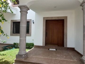 CASA EN VENTA EN CANCUN CENTRO