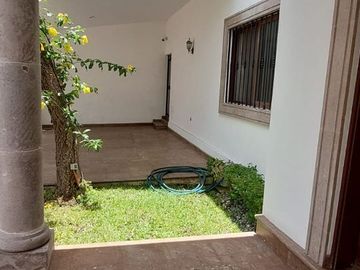 CASA EN VENTA EN CANCUN CENTRO