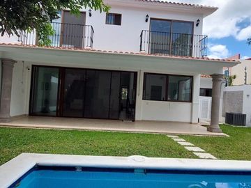 CASA EN VENTA EN CANCUN CENTRO