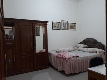 Rumah Besar dan Luas 2 Lantai 1,6 M di Utara Candi Sambisari